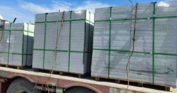 金昌 芝麻白花岗岩地铺石装车日常