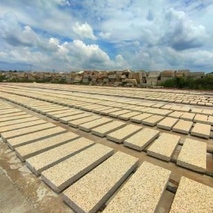 金昌 黄金麻荔枝面花岗岩石材地铺石防护中