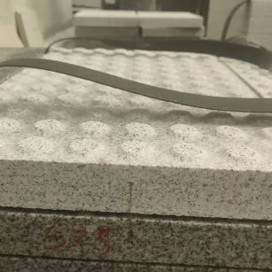 金昌 芝麻白花岗岩6.0公分荔枝面五轴加工雕刻盲点