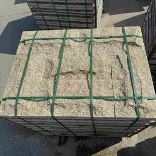 金昌 黄金麻花岗岩石材自然面蘑菇石成品