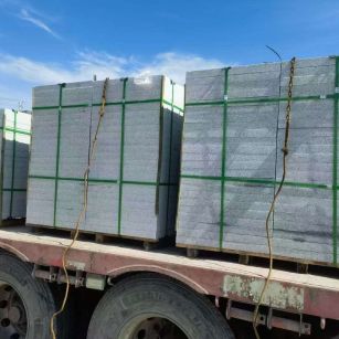 金昌 芝麻白花岗岩地铺石装车日常