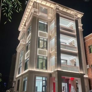 金昌 芝麻白花岗岩别墅外墙夜间效果