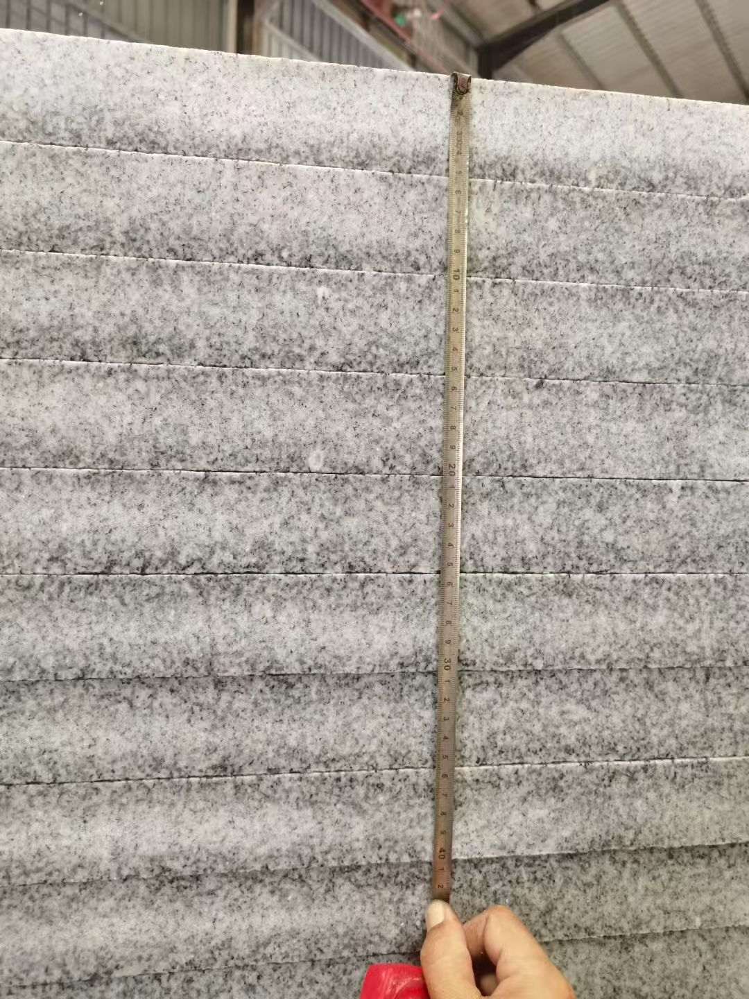 金昌 芝麻白火烧成品厚薄均匀，B料价格接近A料质量