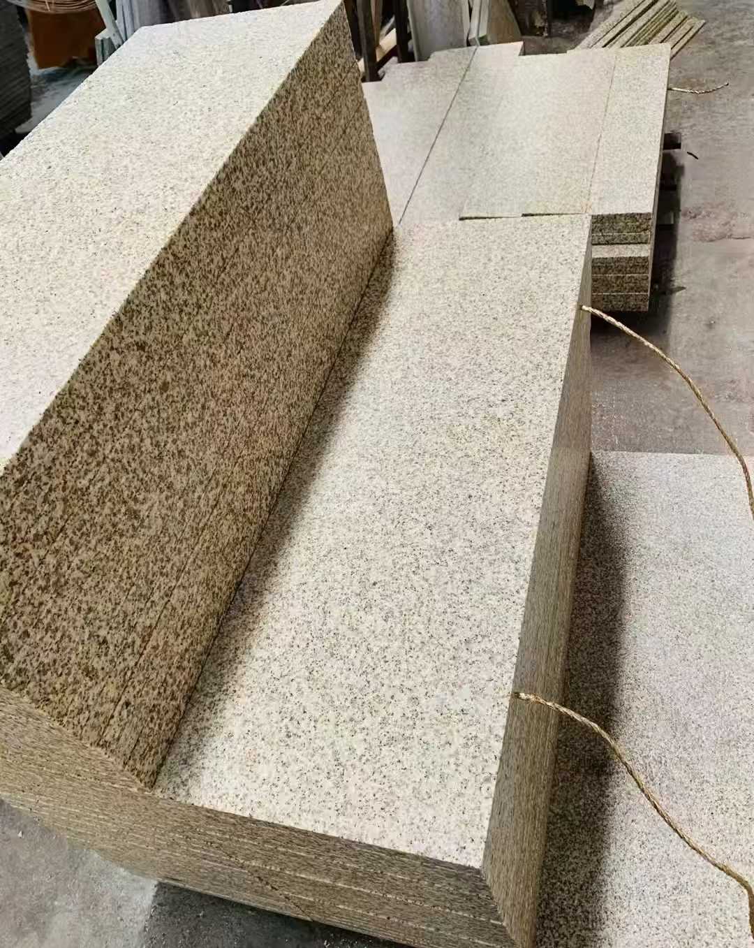 金昌 黄金麻荔枝面外墙干挂成品