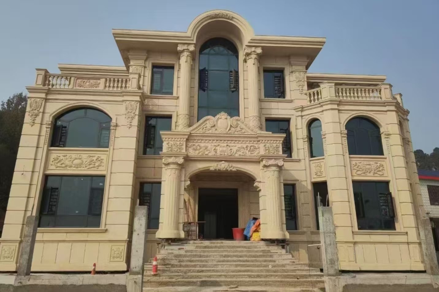 金昌 黄金麻花岗岩别墅外墙干挂