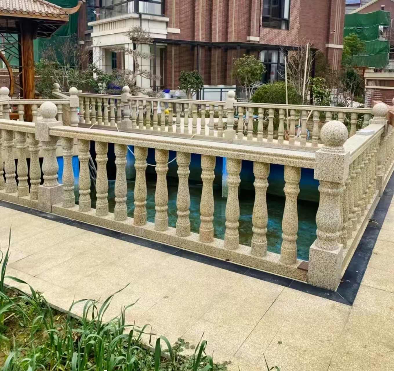 金昌黄金麻花岗岩石材栏杆，扶手，将军柱，花瓶柱