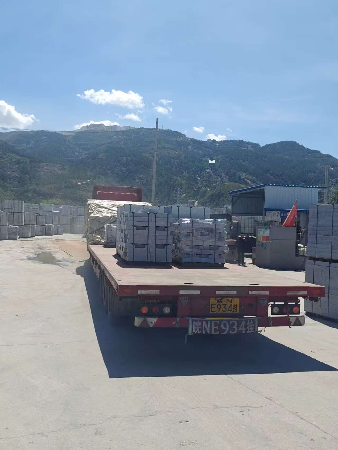 金昌 芝麻白仿形路沿石，直形路沿石