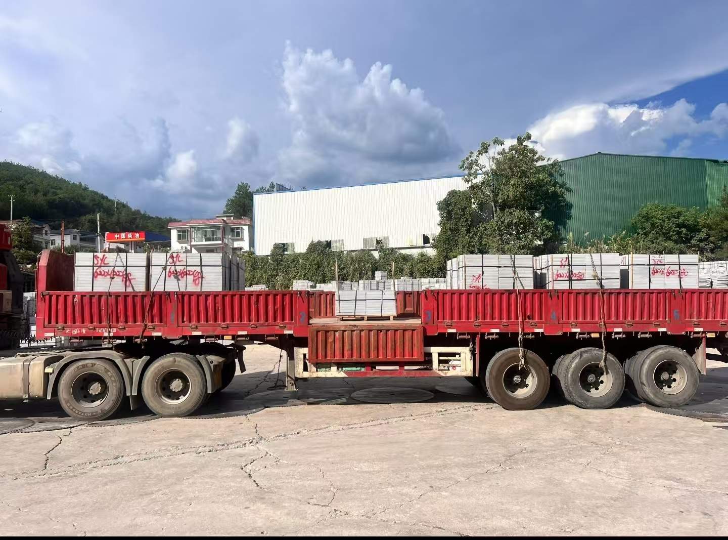 金昌 芝麻灰花岗岩地铺石出货日常