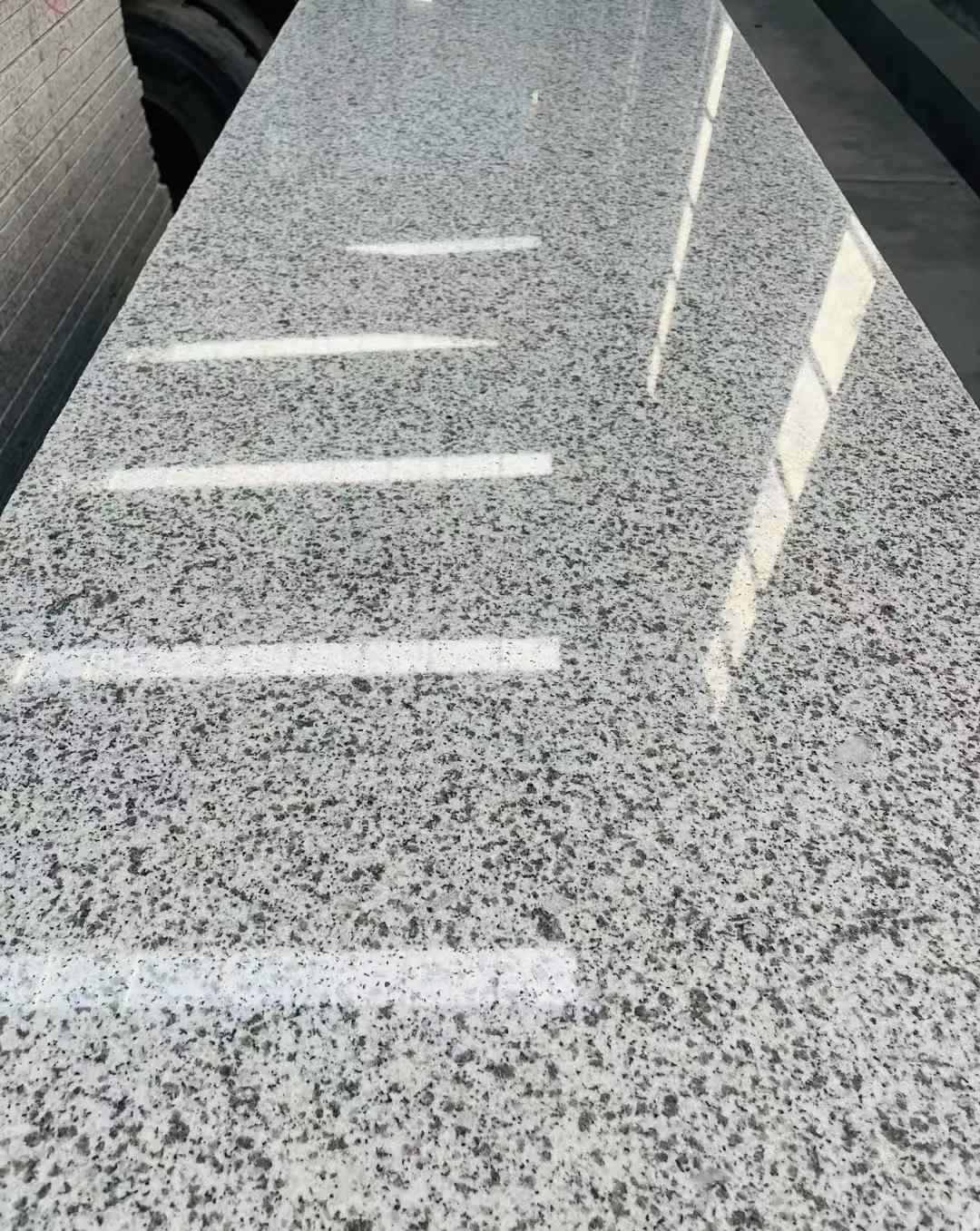 金昌 白麻花岗岩光面毛板